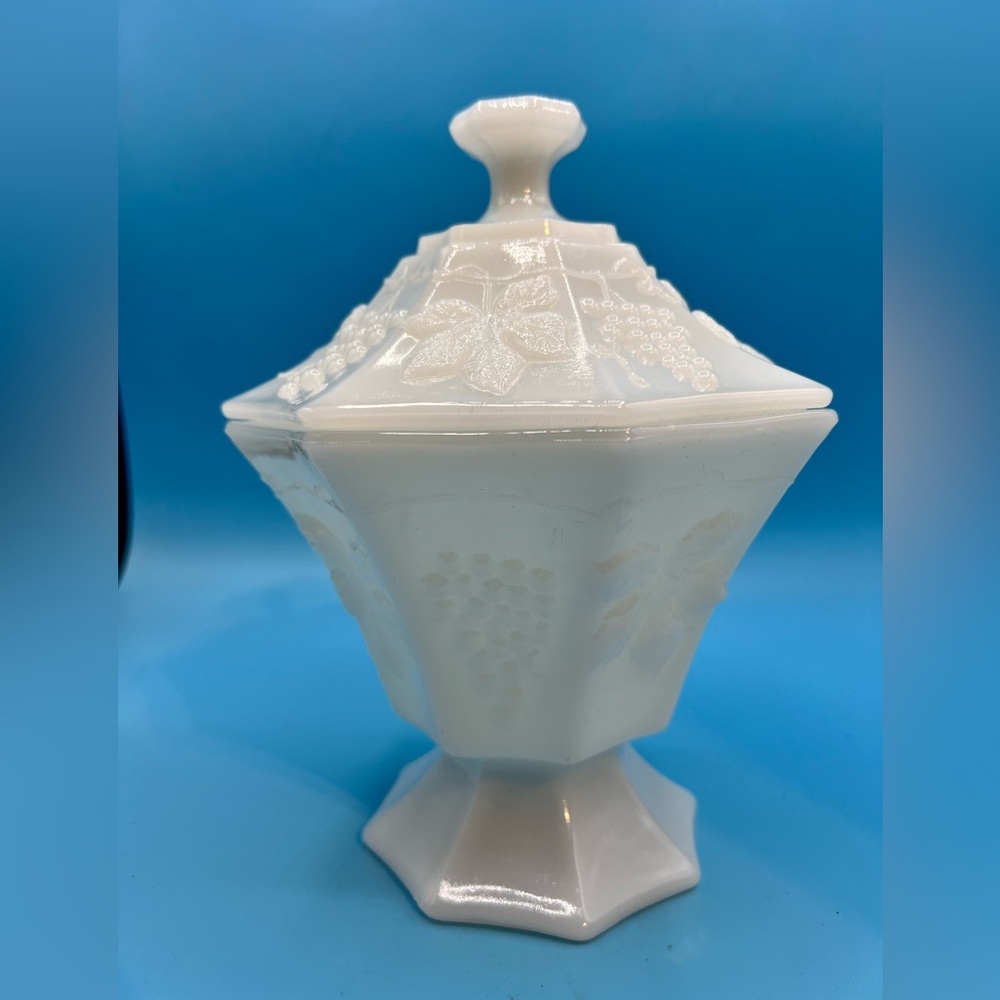 Anchor Hocking White Glass Candy Jar w/ Lid Harvest Grape Pattern